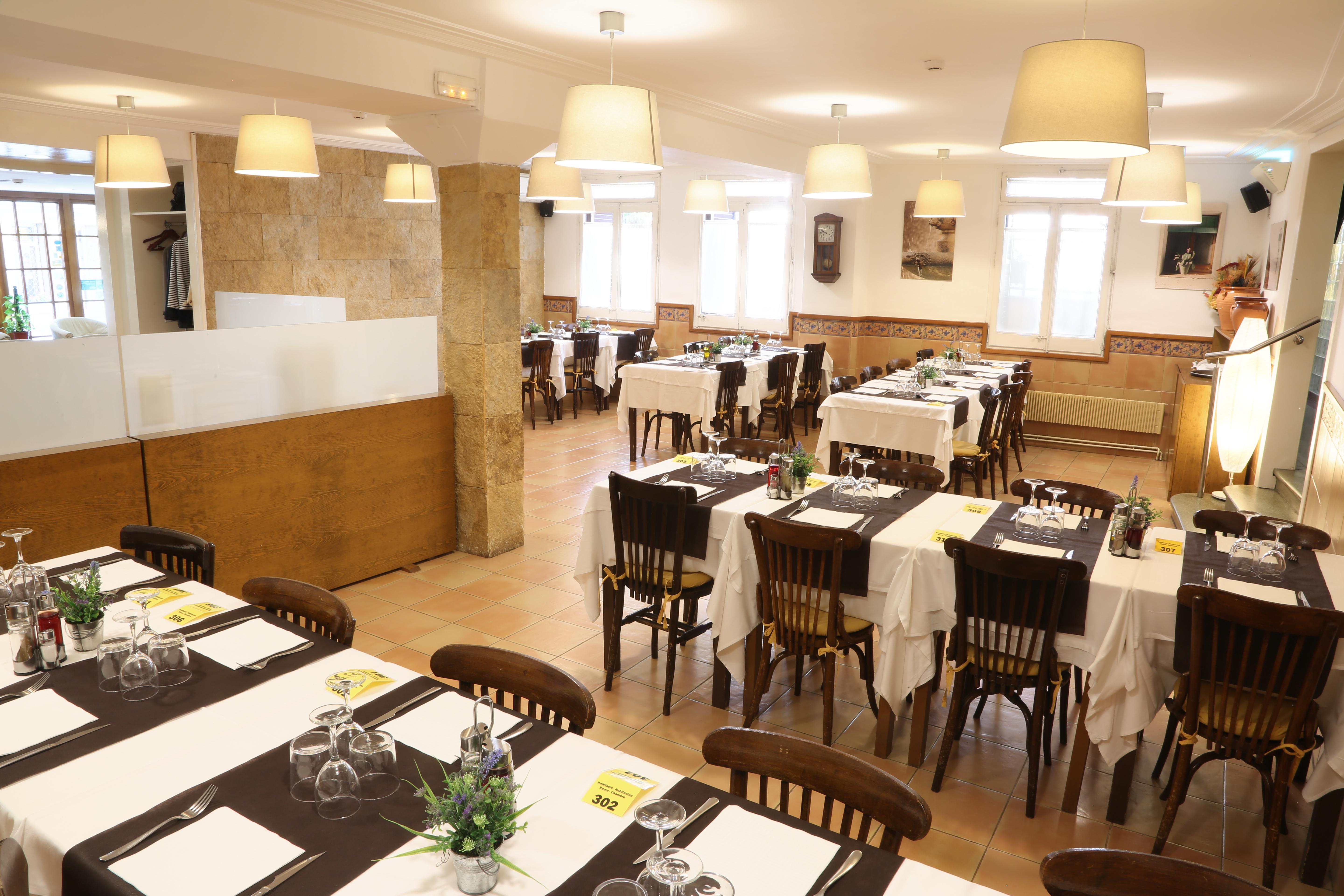 Hotel Ripoll Сан-Іларі-Сакальм Екстер'єр фото